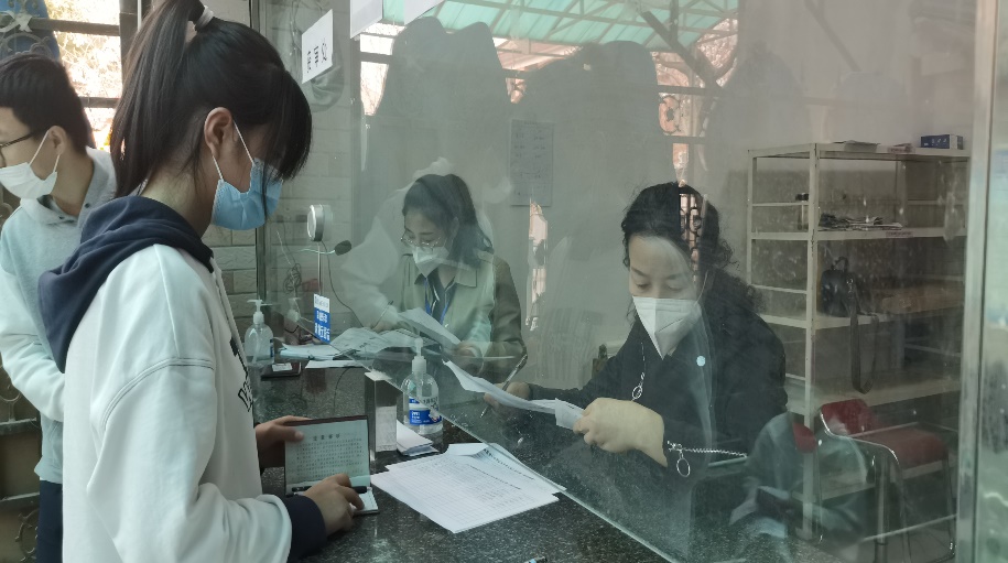 说明: C:\Users\Q\AppData\Local\Temp\WeChat Files\f690da622c8fd766030b797ba048e45.jpg