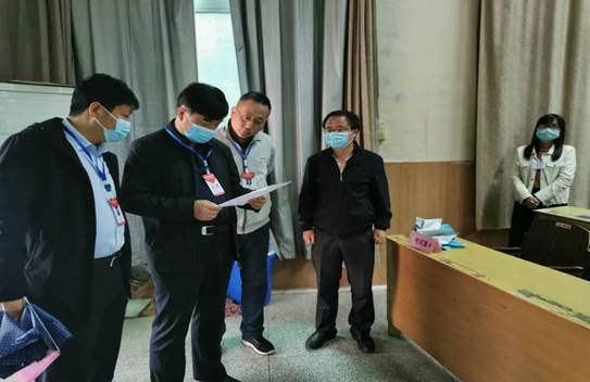 da9806c7bfc1ca9c180bc58756eb7d7