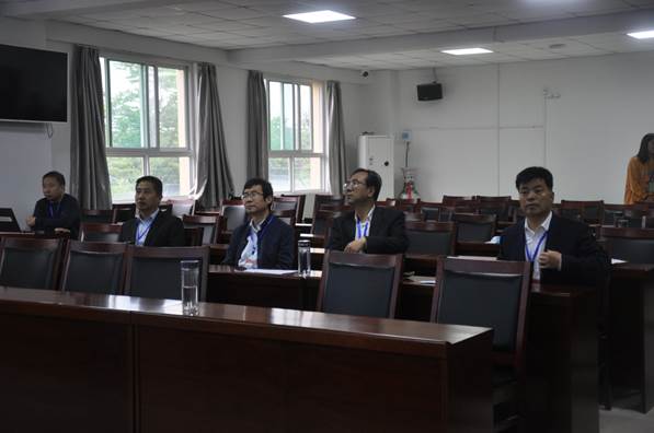 说明: E:\我的资料\教师资格考试\2021教师资格考试\上半年\面试\面试照片\DSC_0151.JPG