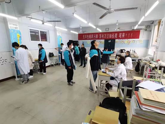 56d2d517beeabf4d792180358a8e171